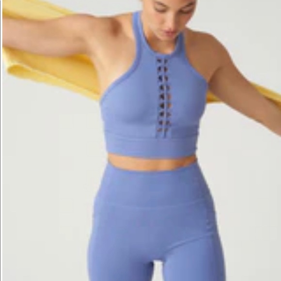 Le Ore 7in Biker Shorts/Sport Bra Set - Picture 7 of 8